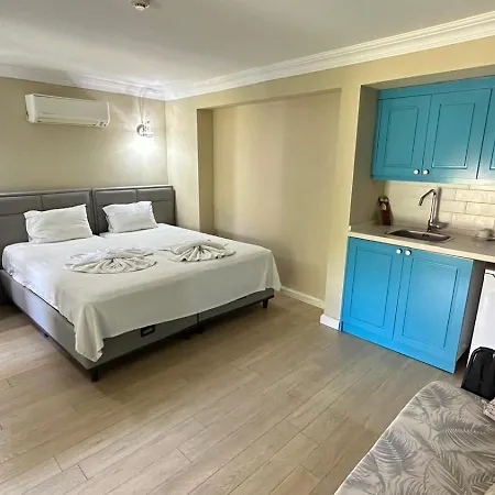 Отель Aden Boutique 4*