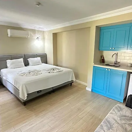 Aden Boutique 4*
