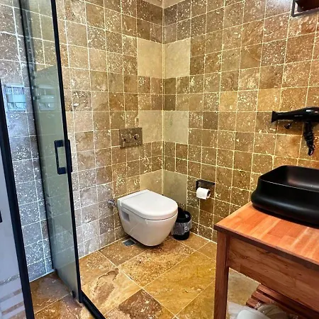 Aden Boutique 酒店 *