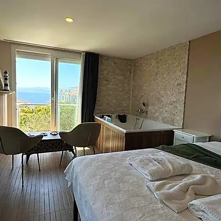 Aden Boutique Hotell Çeşme